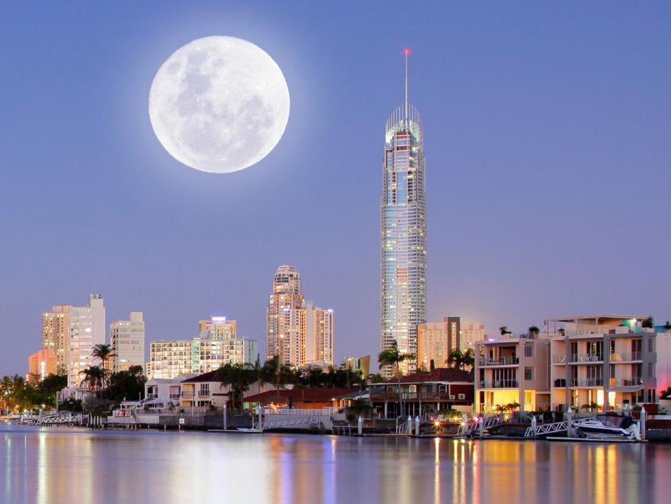 Chancellor Lakeside Apartments Gold Coast Buitenkant foto