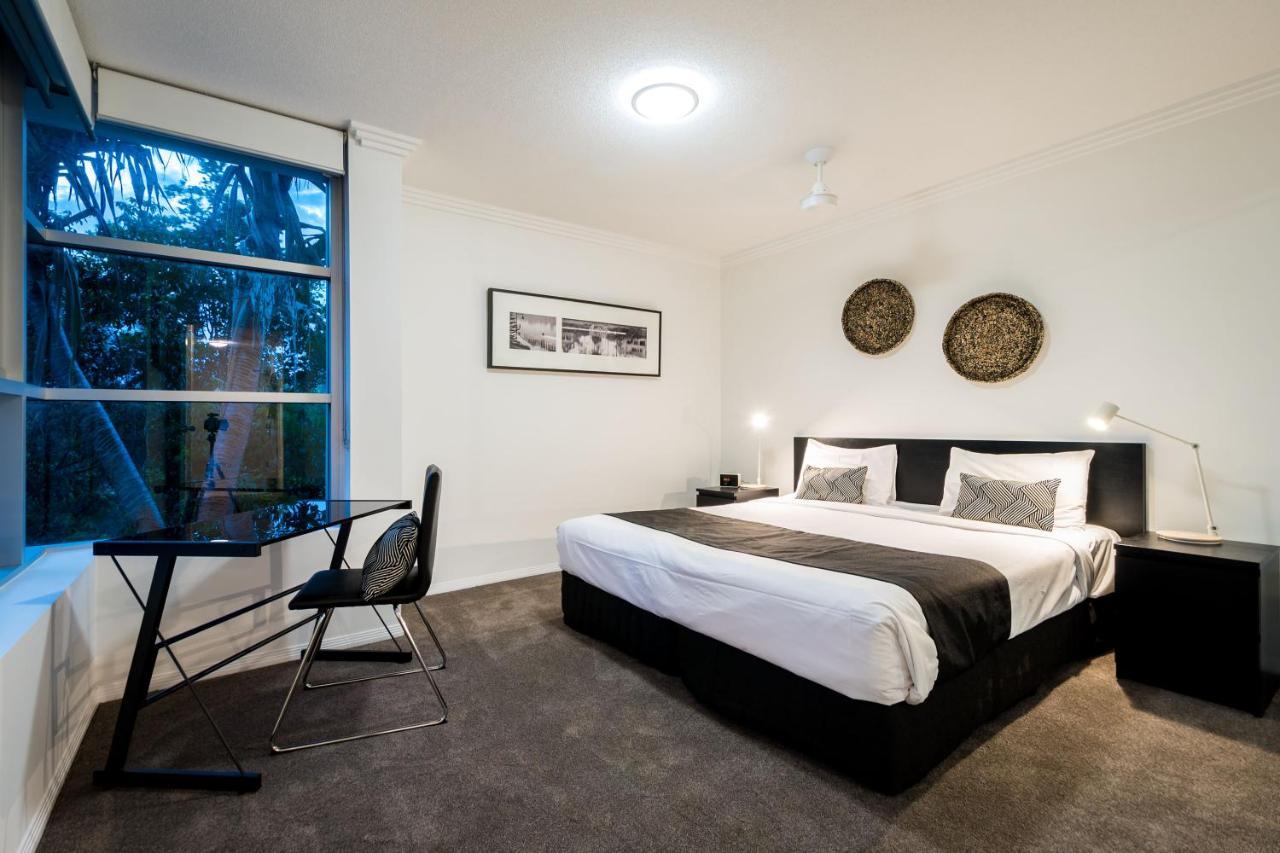 Chancellor Lakeside Apartments Gold Coast Buitenkant foto